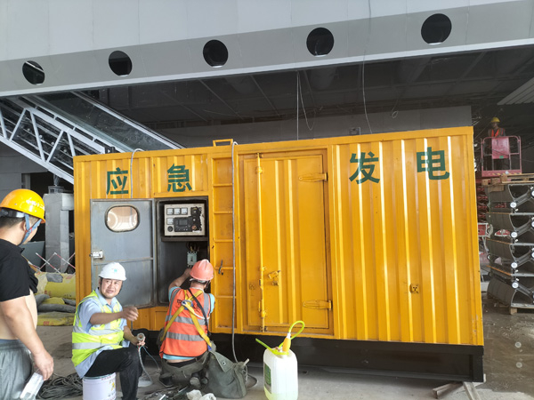 沽源怎样判断空气滤清器是否需要更换？